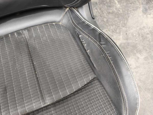 INTÉRIEUR SIÈGES RENAULT - Vue 3